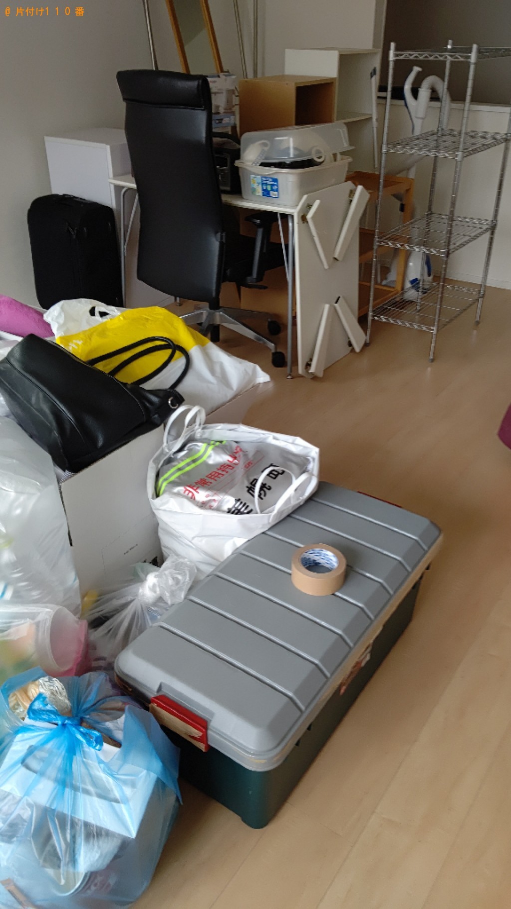 【鶴岡市】冷蔵庫、椅子、テーブル、メタルラック等の回収・処分